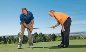 Gạt bóng - Kỹ thuật tập golf cơ bản cho người mới
