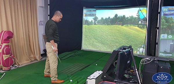 Phòng tập golf 3d