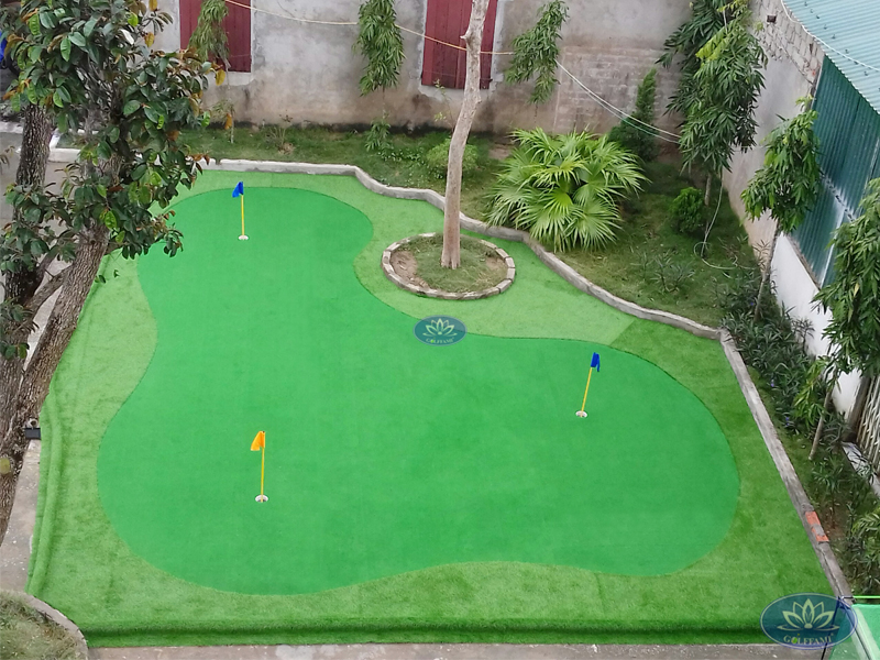 mini golf trong vườn