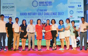 Lễ trao giải tại Hanoi Notary Golf Changllenge 2017